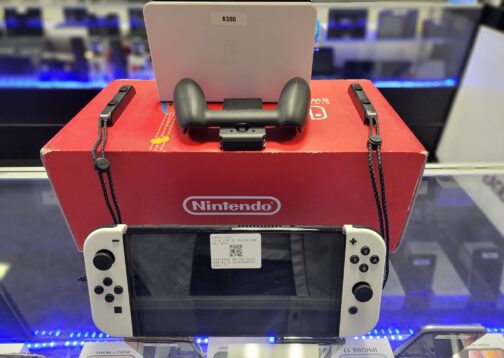 THE NEW NINTENDO SWITCH OLED 7 INCH